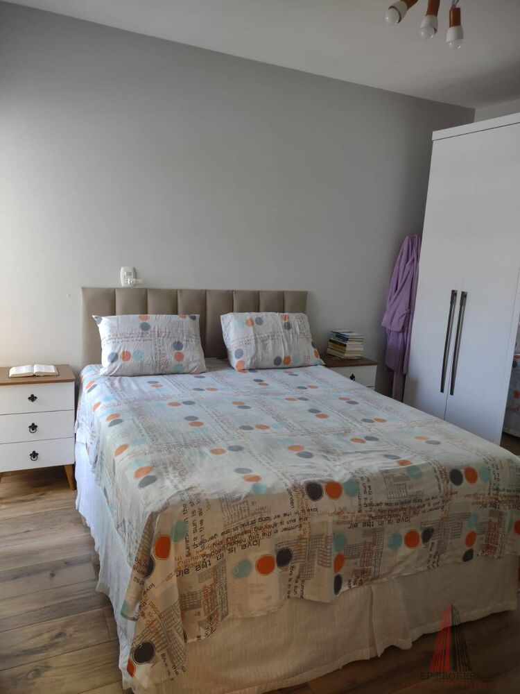 Apartamento à venda com 3 quartos, 80m² - Foto 1
