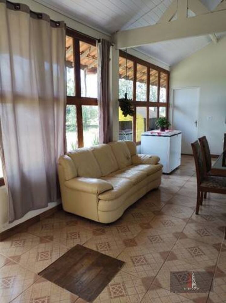 Chácara à venda com 5 quartos, 3000m² - Foto 6