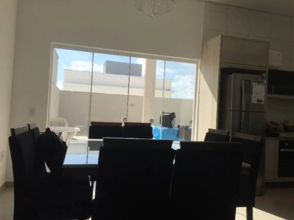 Casa, 3 quartos, 200 m² - Foto 3