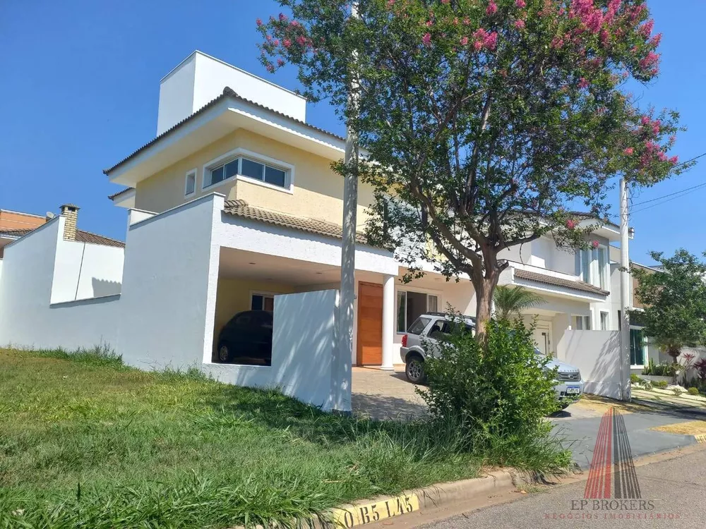 Casa de Condomínio à venda com 4 quartos, 237m² - Foto 3