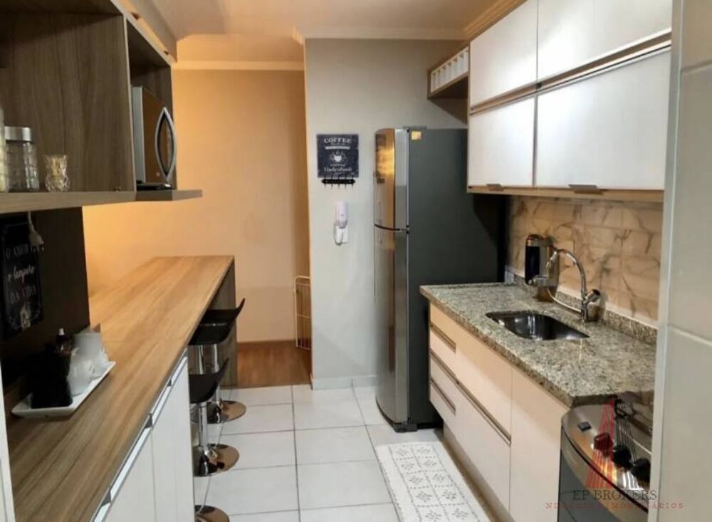 Apartamento à venda com 2 quartos, 60m² - Foto 1