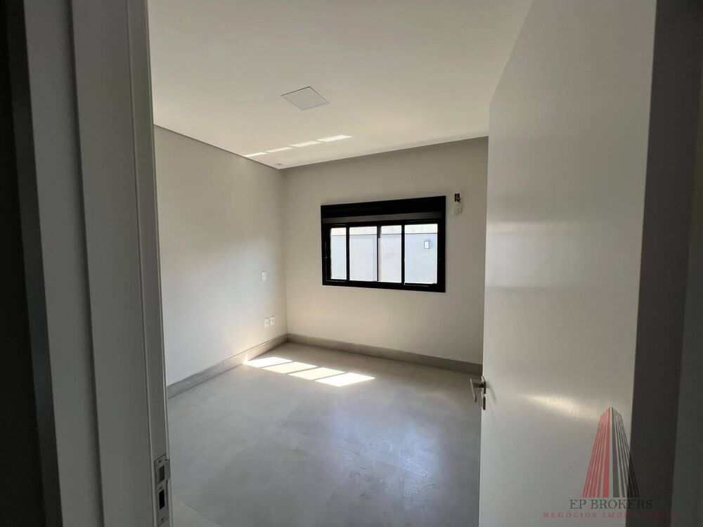 Casa de Condomínio à venda com 4 quartos, 450m² - Foto 3