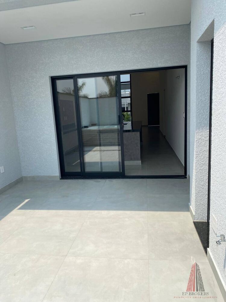 Casa à venda com 3 quartos, 144m² - Foto 4