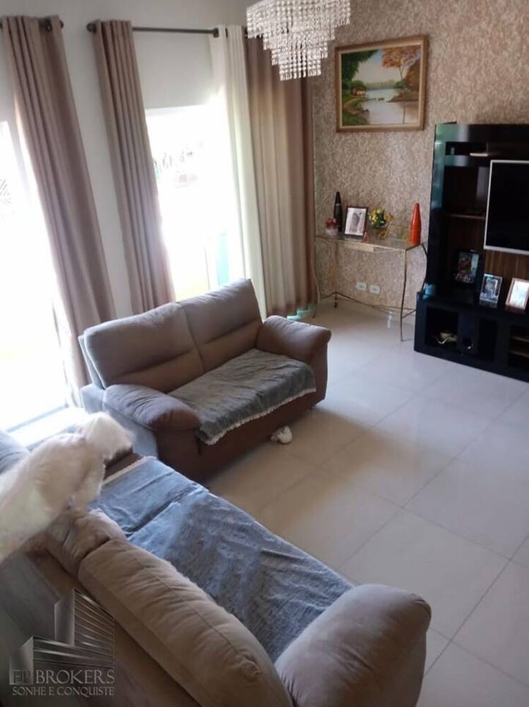 Casa, 2 quartos, 127 m² - Foto 1