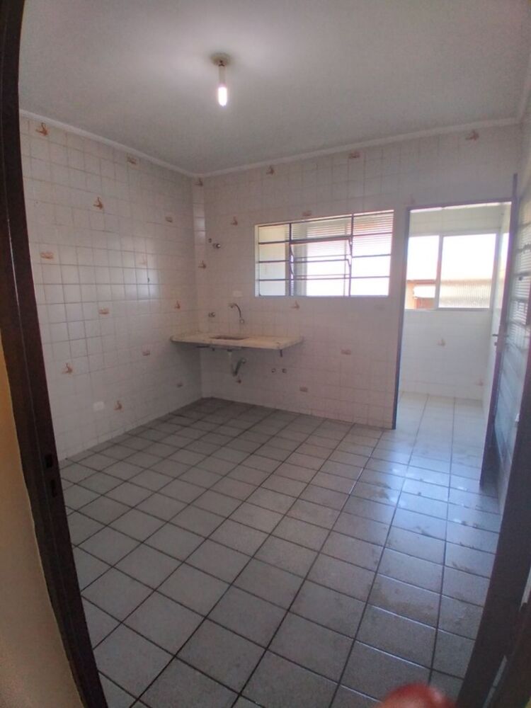 Apartamento à venda com 2 quartos, 68m² - Foto 3