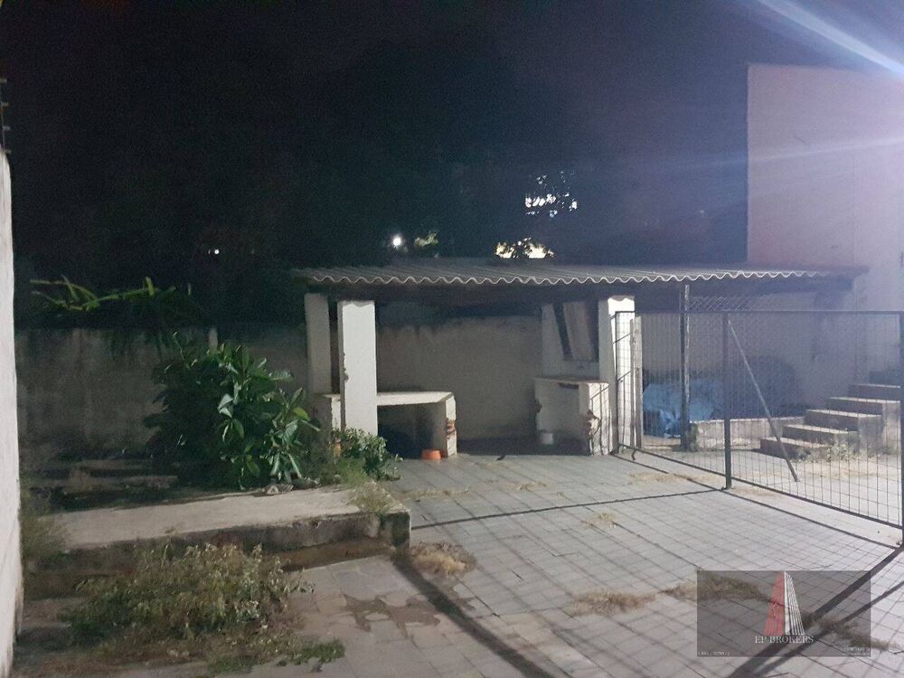 Casa, 3 quartos, 225 m² - Foto 3