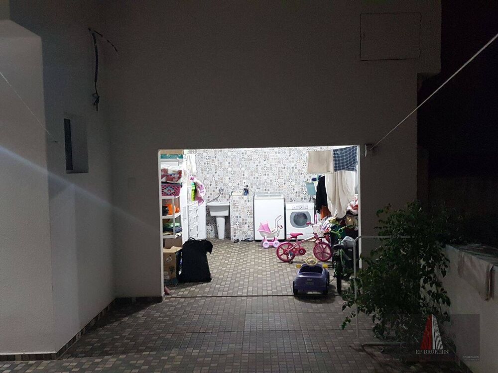 Casa, 3 quartos, 225 m² - Foto 2