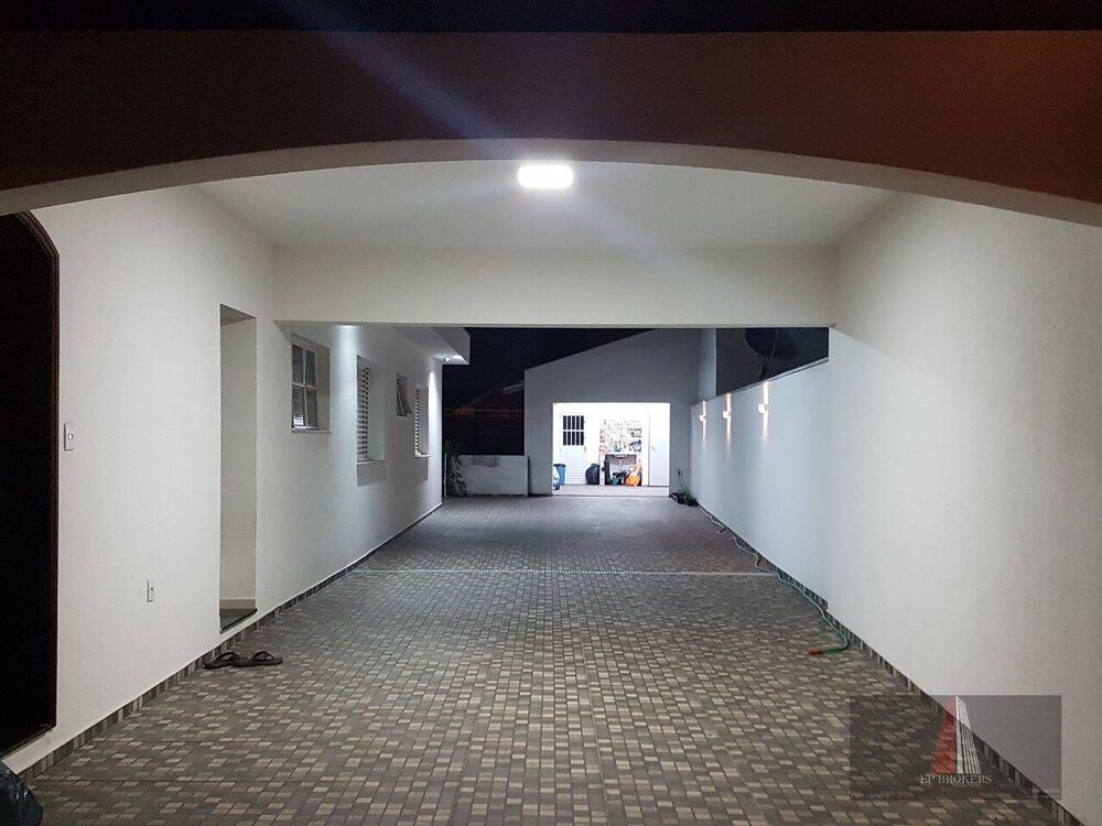 Casa, 3 quartos, 225 m² - Foto 4