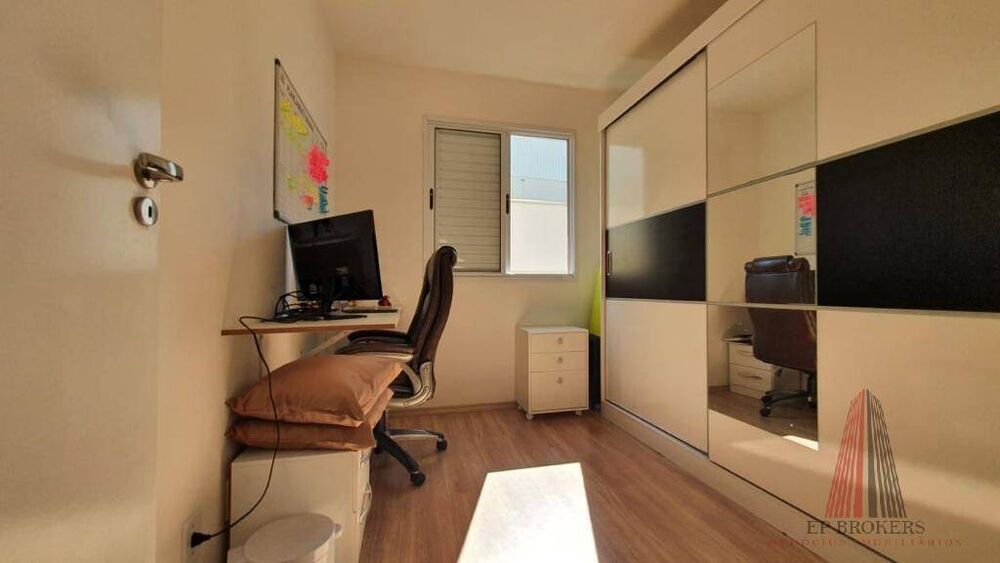 Apartamento à venda com 3 quartos, 79m² - Foto 2