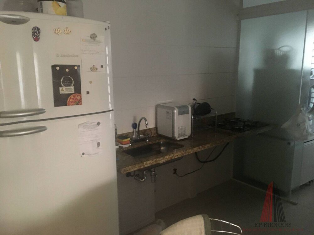 Apartamento à venda com 2 quartos, 72m² - Foto 3