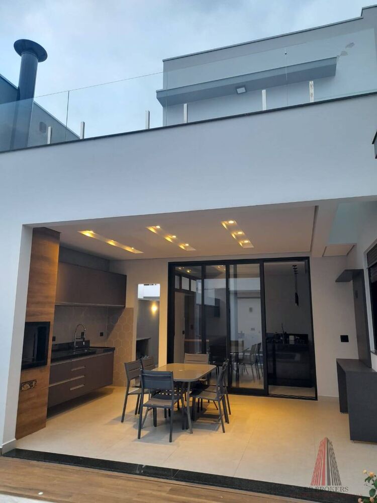 Casa, 3 quartos, 200 m² - Foto 1