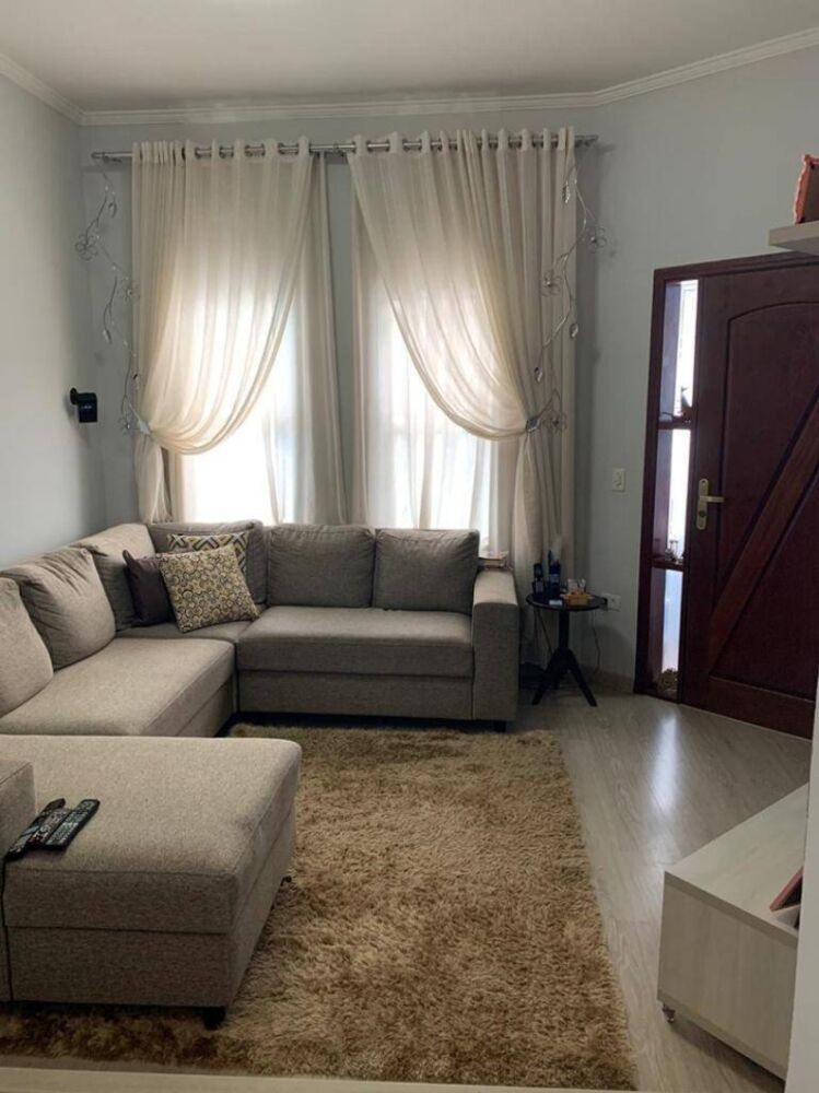 Casa à venda com 3 quartos, 147m² - Foto 1