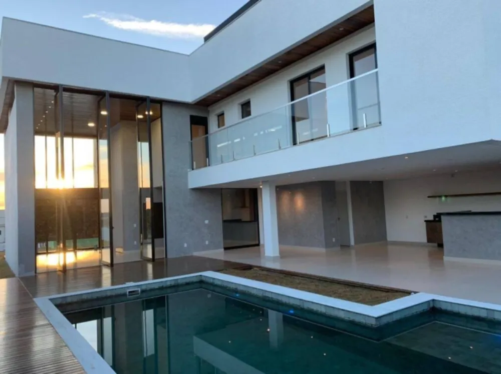 Casa, 4 quartos, 386 m² - Foto 1