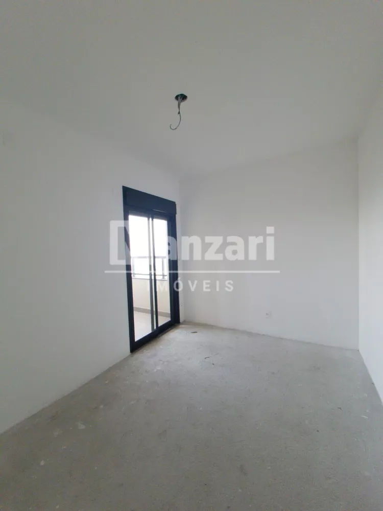 Apartamento à venda com 3 quartos, 161m² - Foto 11