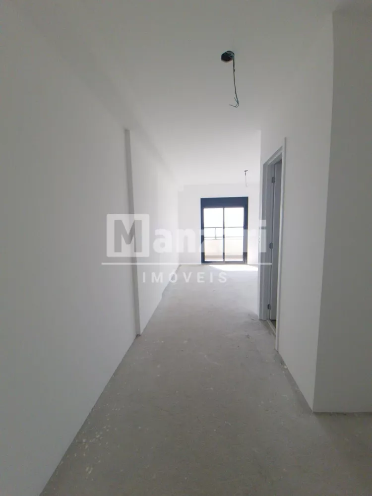 Apartamento à venda com 3 quartos, 161m² - Foto 8