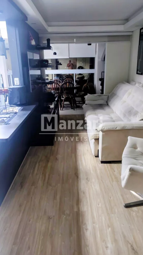 Apartamento à venda com 3 quartos, 98m² - Foto 11