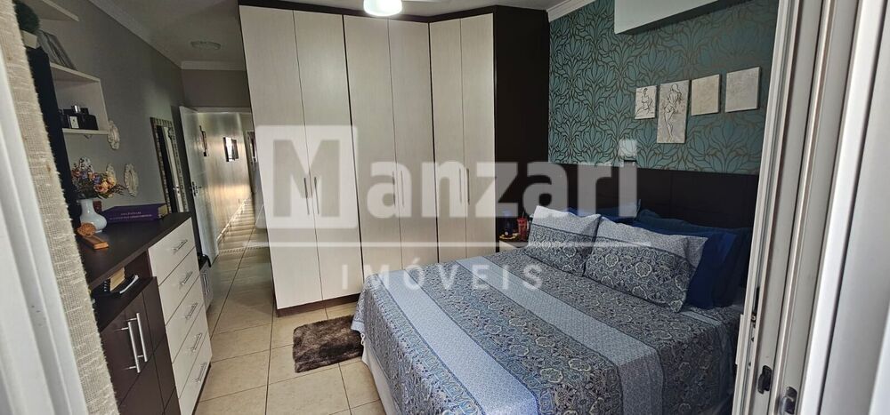 Sobrado, 3 quartos, 376 m² - Foto 2