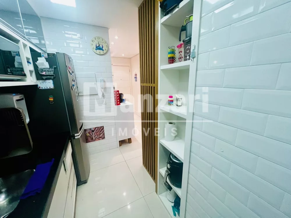 Apartamento à venda com 2 quartos, 70m² - Foto 10