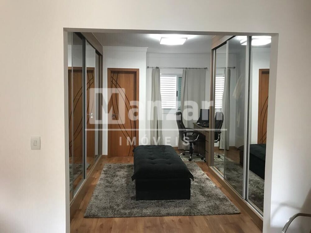Sobrado, 3 quartos, 370 m² - Foto 1