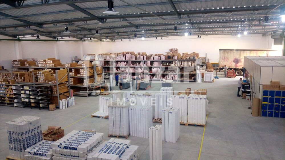 Depósito-Galpão, 2200 m² - Foto 1
