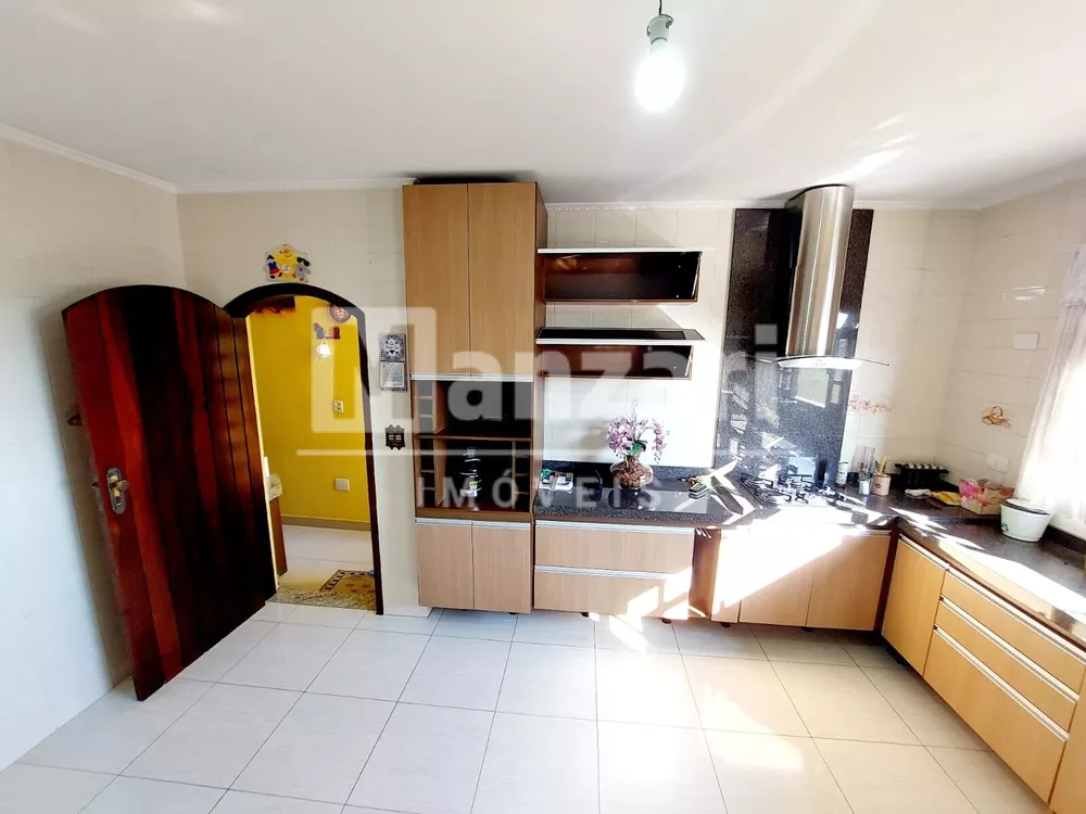 Sobrado à venda com 3 quartos, 180m² - Foto 4