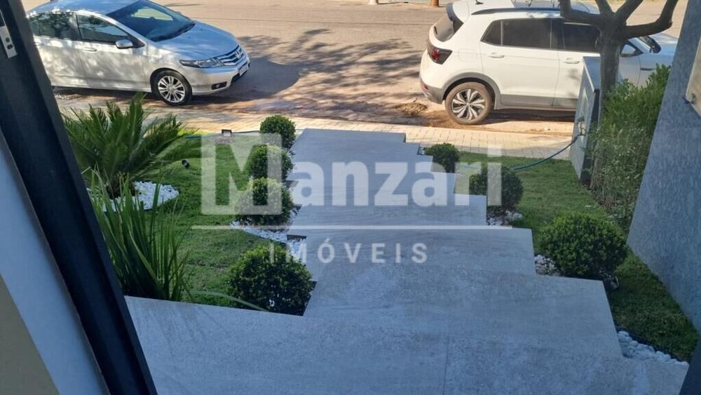 Sobrado, 4 quartos, 253 m² - Foto 4