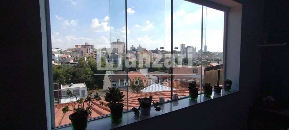 Sobrado à venda com 3 quartos, 213m² - Foto 2