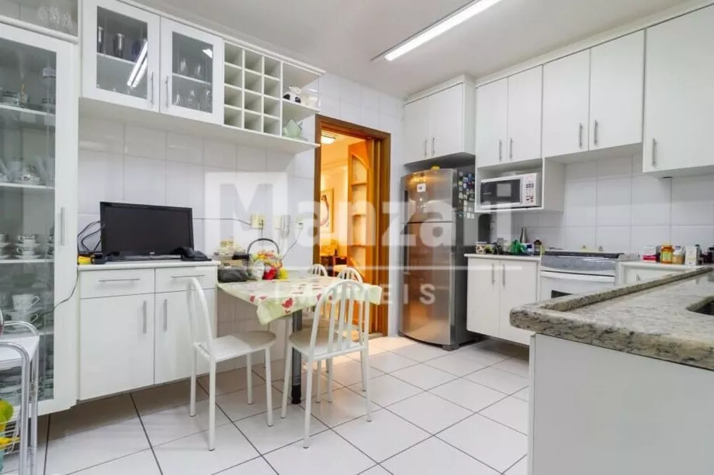 Apartamento à venda com 3 quartos, 120m² - Foto 8