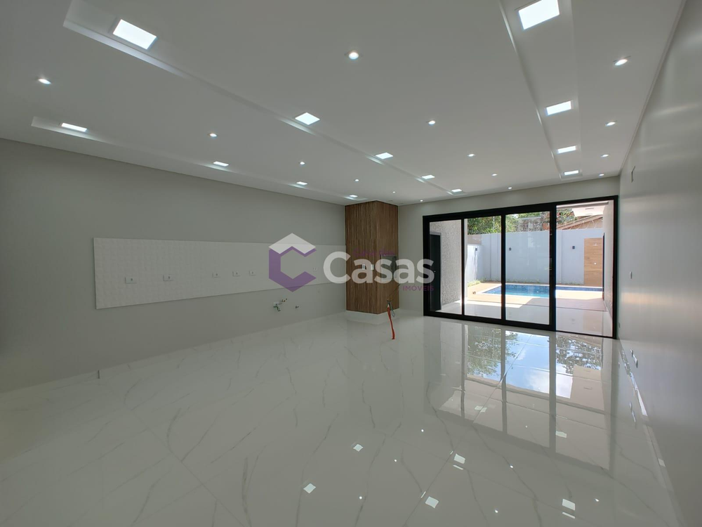 Casa de Condomínio à venda com 3 quartos, 207m² - Foto 2
