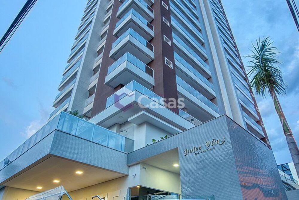 Apartamento à venda com 4 quartos, 289m² - Foto 1