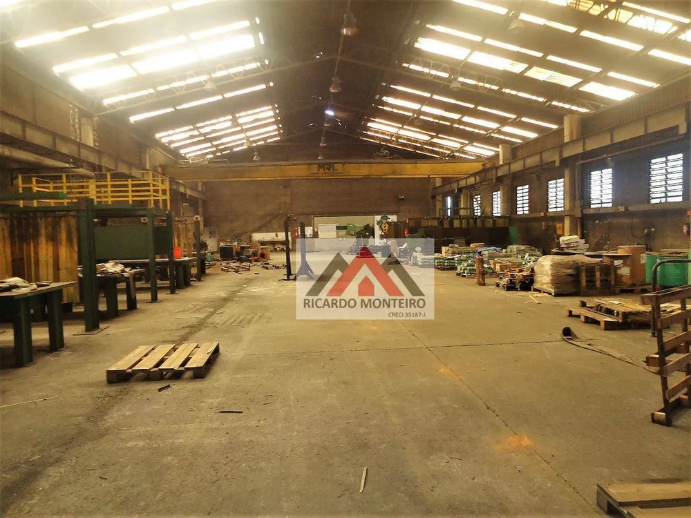 Depósito-Galpão, 2400 m² - Foto 1