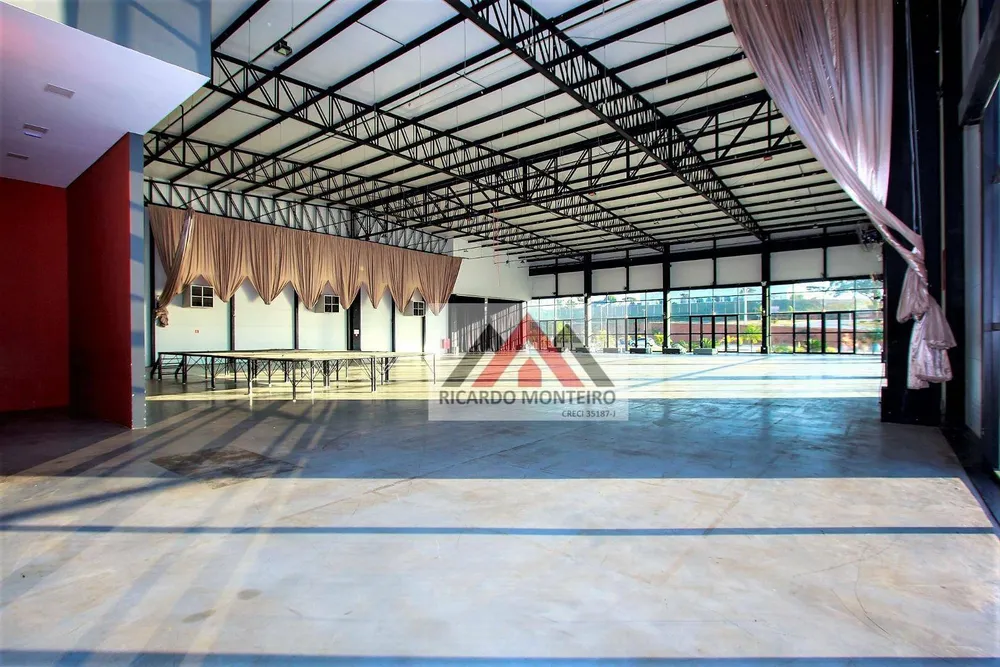 Loja-Salão, 4500 m² - Foto 1