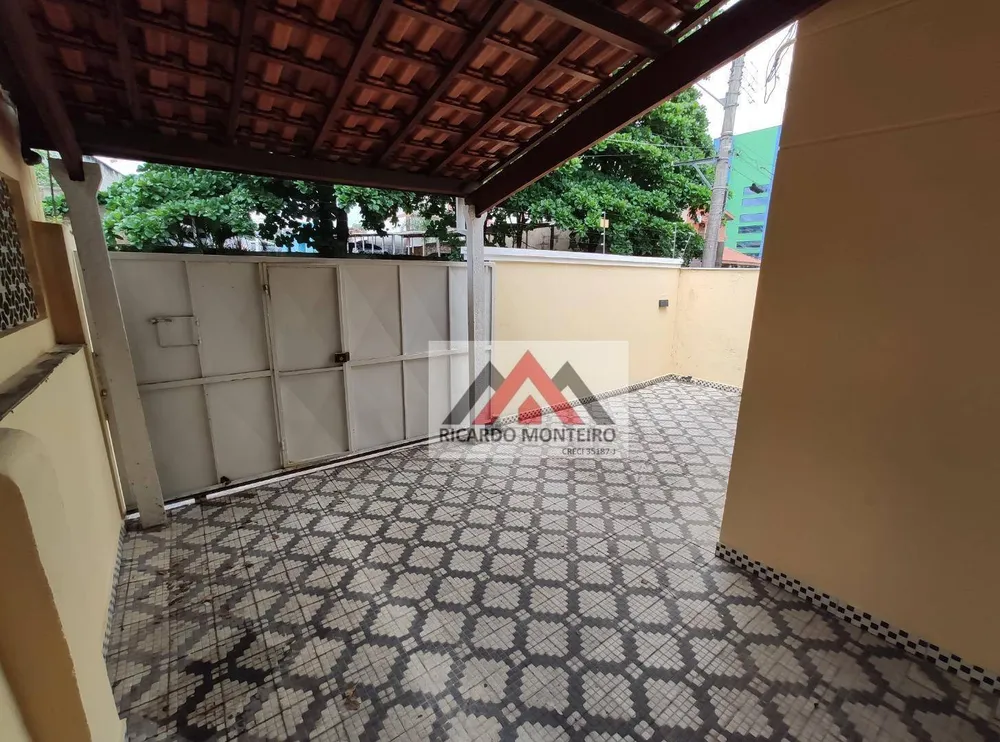 Casa, 3 quartos, 250 m² - Foto 2