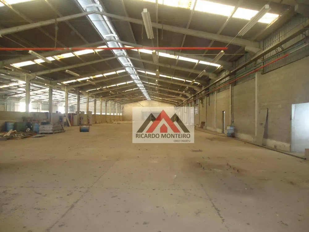 Depósito-Galpão, 3100 m² - Foto 1