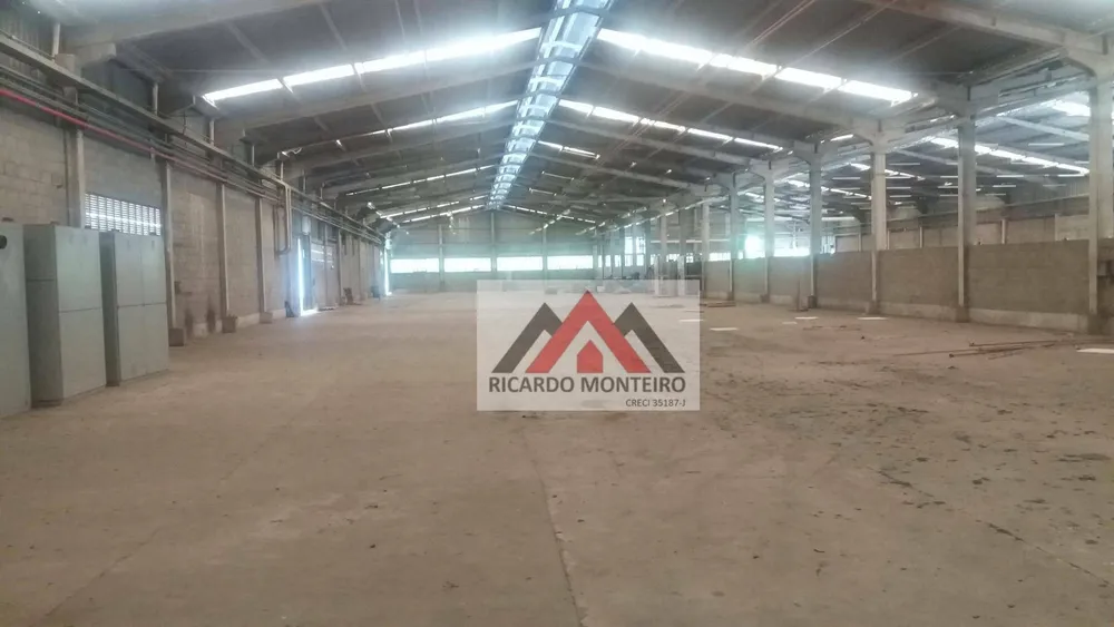 Depósito-Galpão, 2200 m² - Foto 2