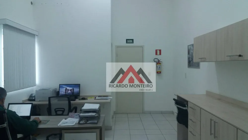 Depósito-Galpão, 763 m² - Foto 2