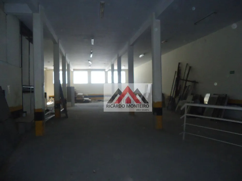 Depósito-Galpão, 750 m² - Foto 2