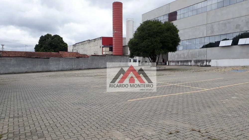 Loja-Salão, 3840 m² - Foto 2
