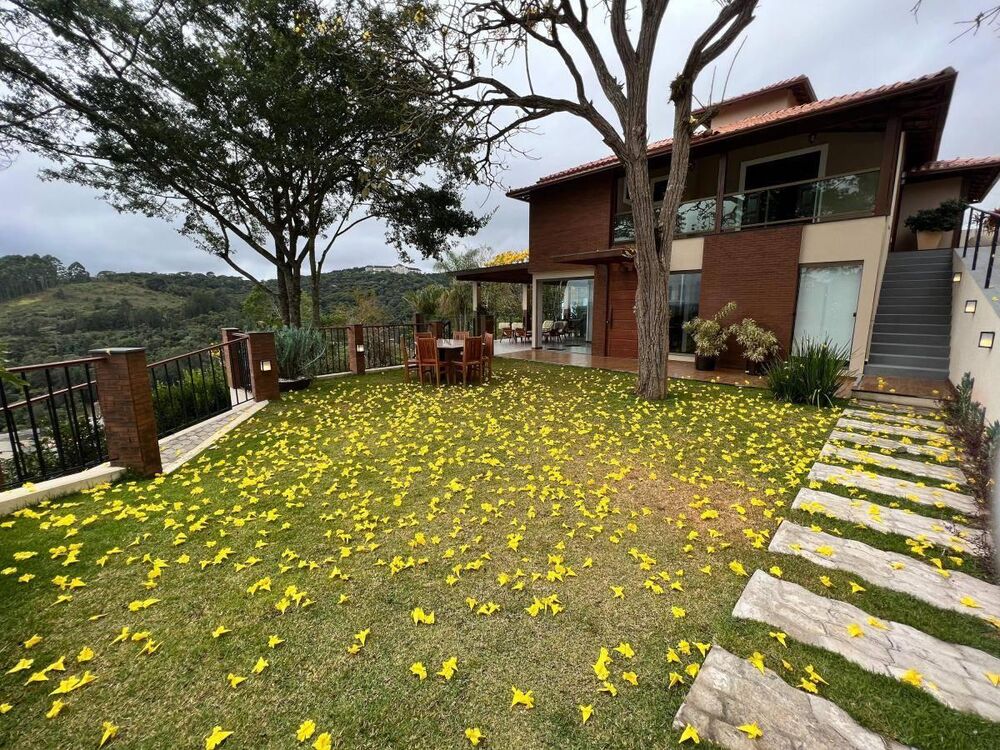 Casa, 6 quartos, 370 m² - Foto 1