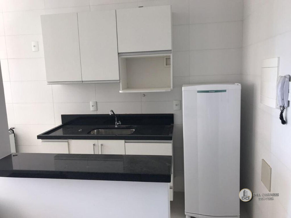 Apartamento à venda com 1 quarto, 61m² - Foto 2