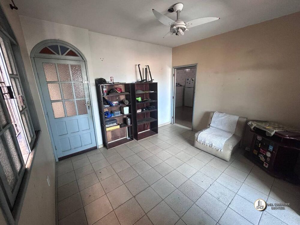 Apartamento à venda com 2 quartos, 87m² - Foto 2