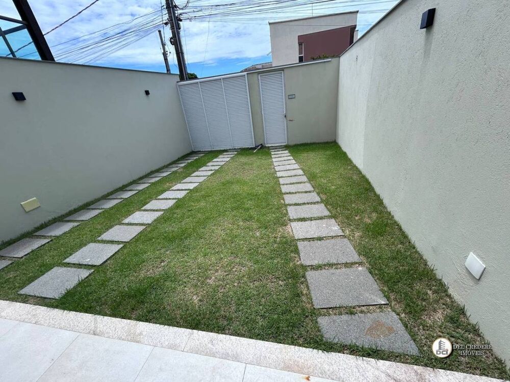 Casa à venda com 3 quartos, 108m² - Foto 4