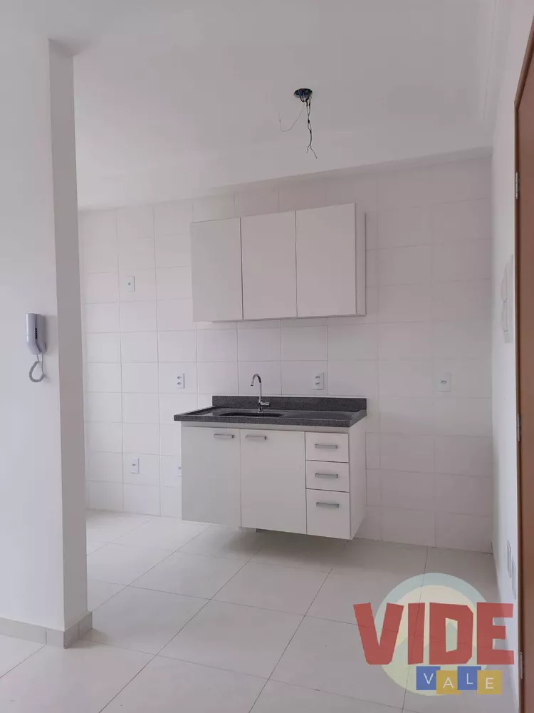 Apartamento à venda com 2 quartos, 47m² - Foto 3