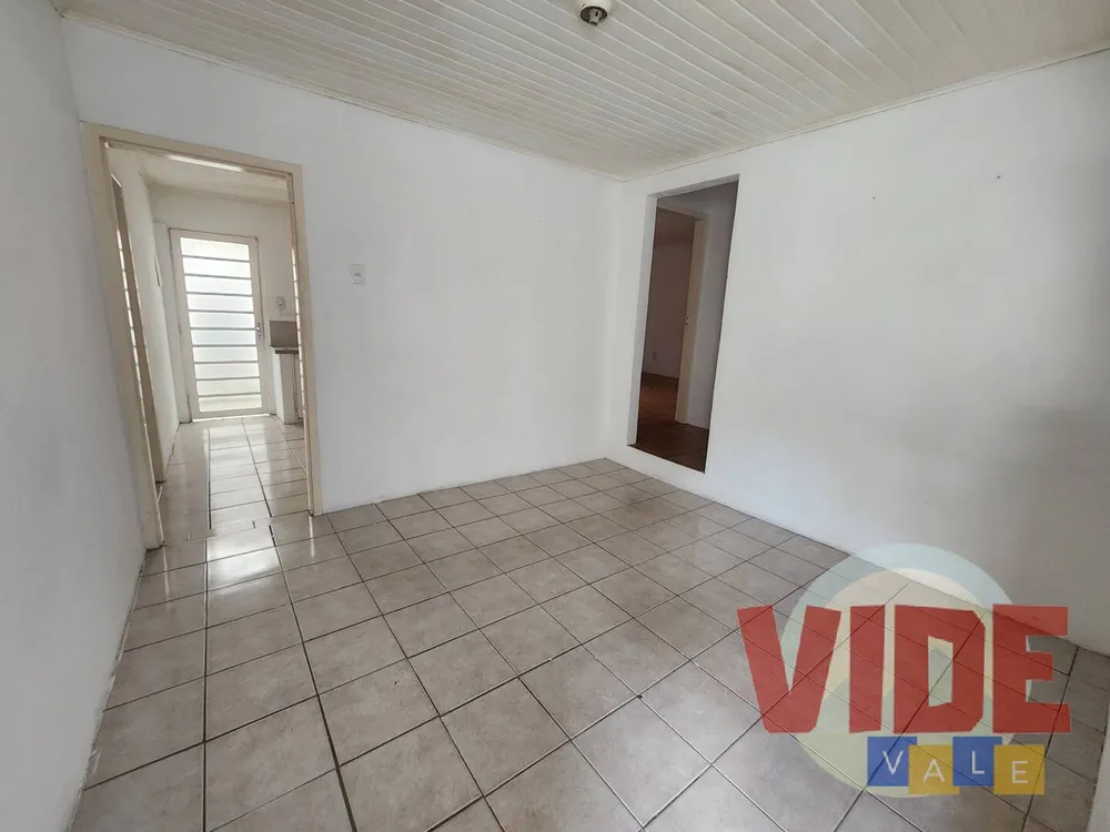 Casa, 6 quartos, 115 m² - Foto 4