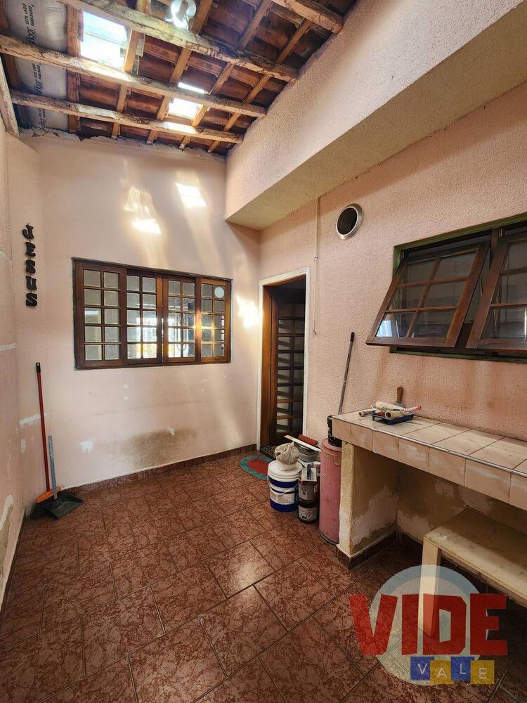 Casa à venda com 3 quartos, 150m² - Foto 6