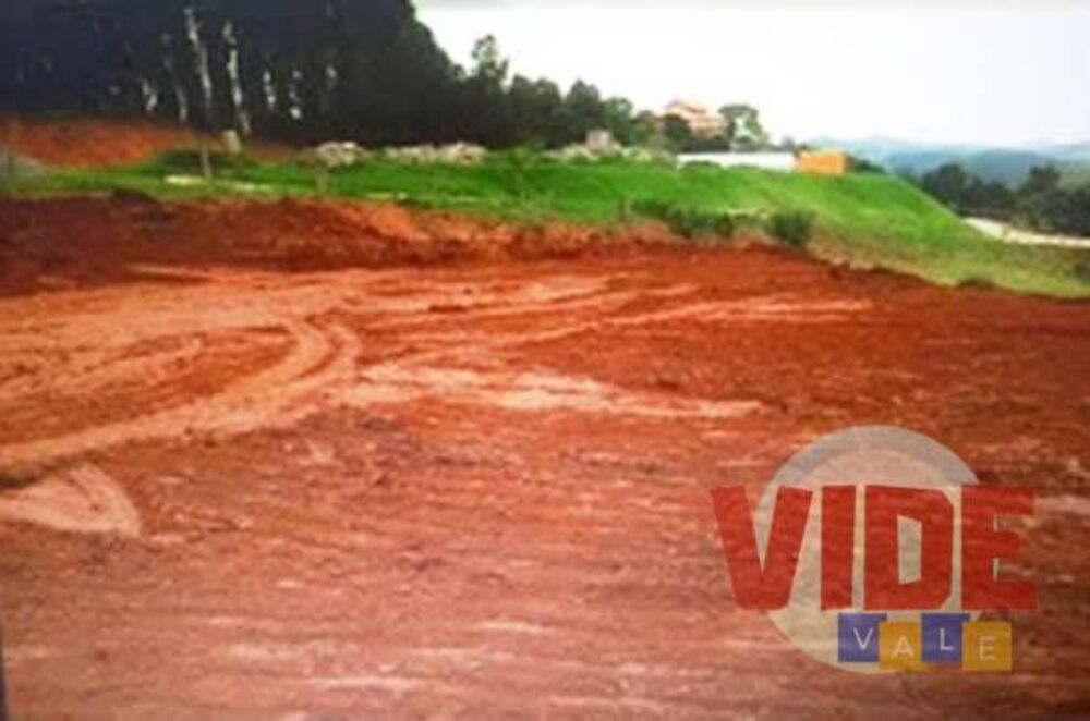 Terreno à venda, 1800m² - Foto 2