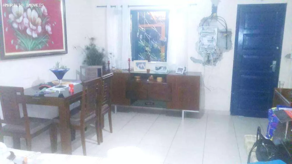 Chácara à venda com 3 quartos, 300m² - Foto 4