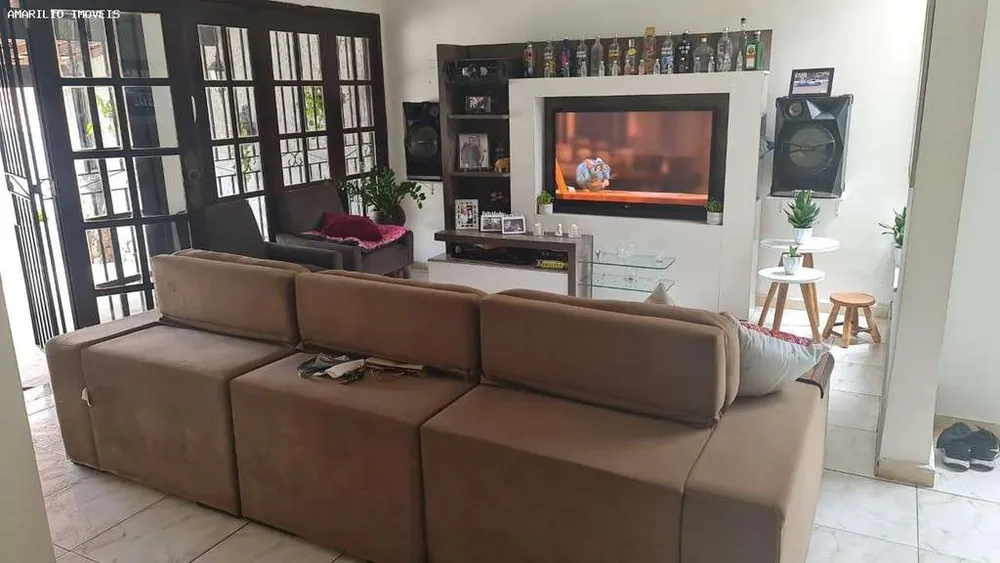 Casa, 4 quartos, 197 m² - Foto 3