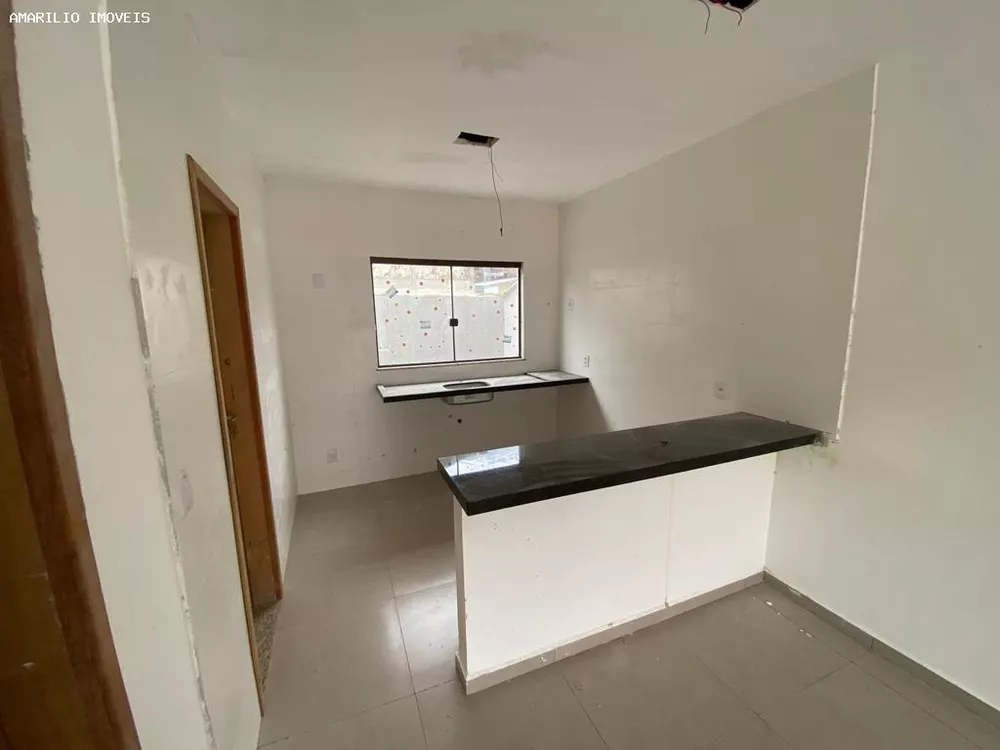 Casa à venda com 2 quartos, 180m² - Foto 4