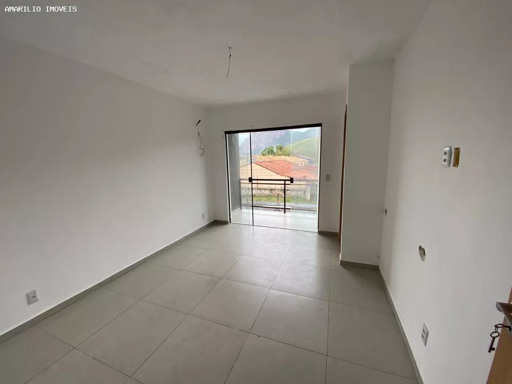 Casa à venda com 2 quartos, 180m² - Foto 7